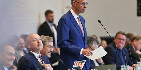 Unionsfraktion plant Sondersitzung wegen Wahl der Verfassungsrichter