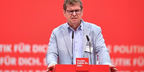 Stegner begrüßt Ausschluss von AfD-Mitgliedern aus Staatsdienst