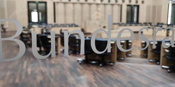 NRW will Bürokratie mit Bundesrats-Initiative abbauen