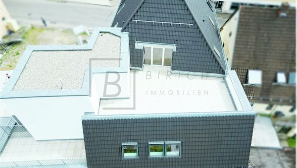 Penthouse mit XL-Dachterrasse – Stilvolles Wohnen über den Dächern