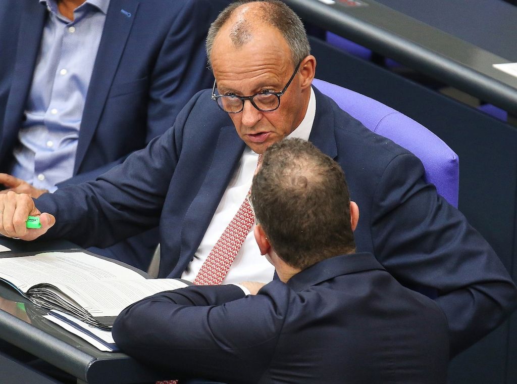Spahn hat "selbstverständlich" noch Vertrauen des Kanzlers