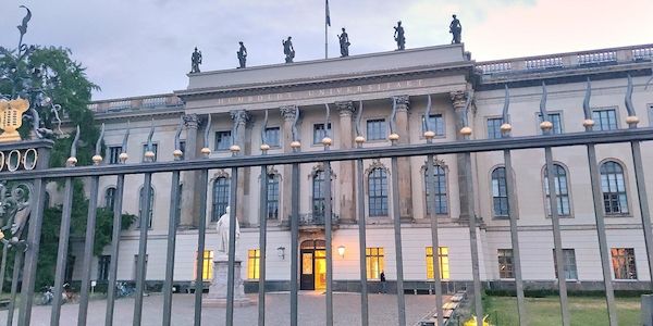 Linksfraktion Berlin: Gutachten bestätigt – Hochschulverträge sind rechtlich bindend und nicht kündbar
