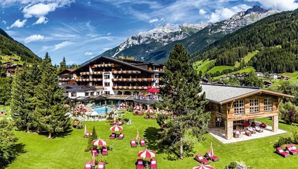 “Balance Boost Days” mit Cathy Hummels im 5-Sterne SPA Hotel Jagdhof vom 8.-11. Mai 2025