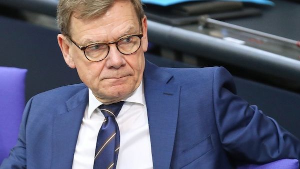 Trotz Laserangriff: Wadephul hält an EU-China-Gipfel fest