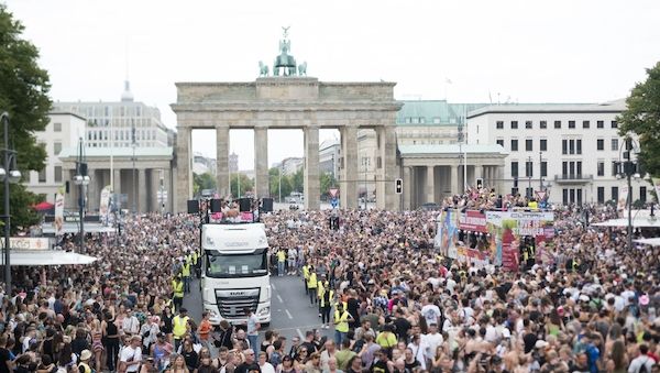 Sperrungen wegen Party-Demo «Rave The Planet»