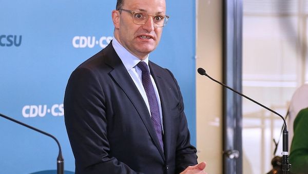 Spahn verteidigt persönliches Engagement beim Maskenkauf