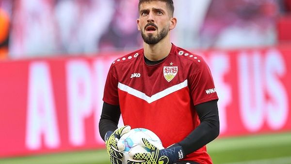 VfB Stuttgart verlängert mit Torhüter Fabian Bredlow