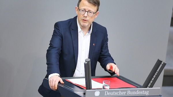Linke kritisiert deutschen Patriot-Kauf für Ukraine