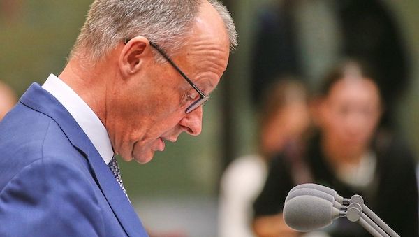 Forsa: Union nur noch knapp vor AfD