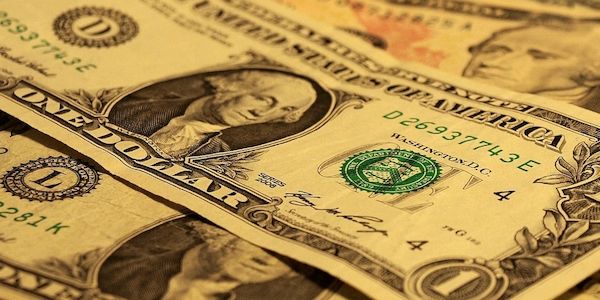 Wirtschaftshistoriker warnt vor gezielter Abwertung des Dollars