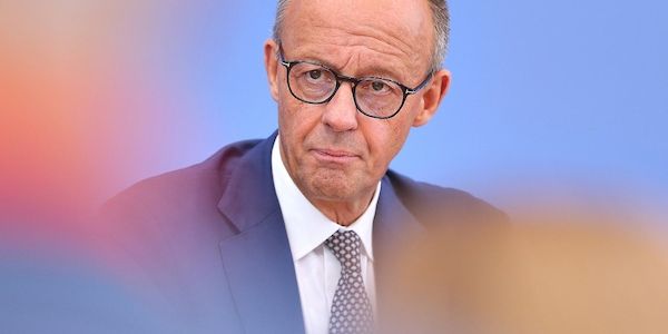 Merz will trotz Wahl-Eklat Abgeordneten freie Hand lassen