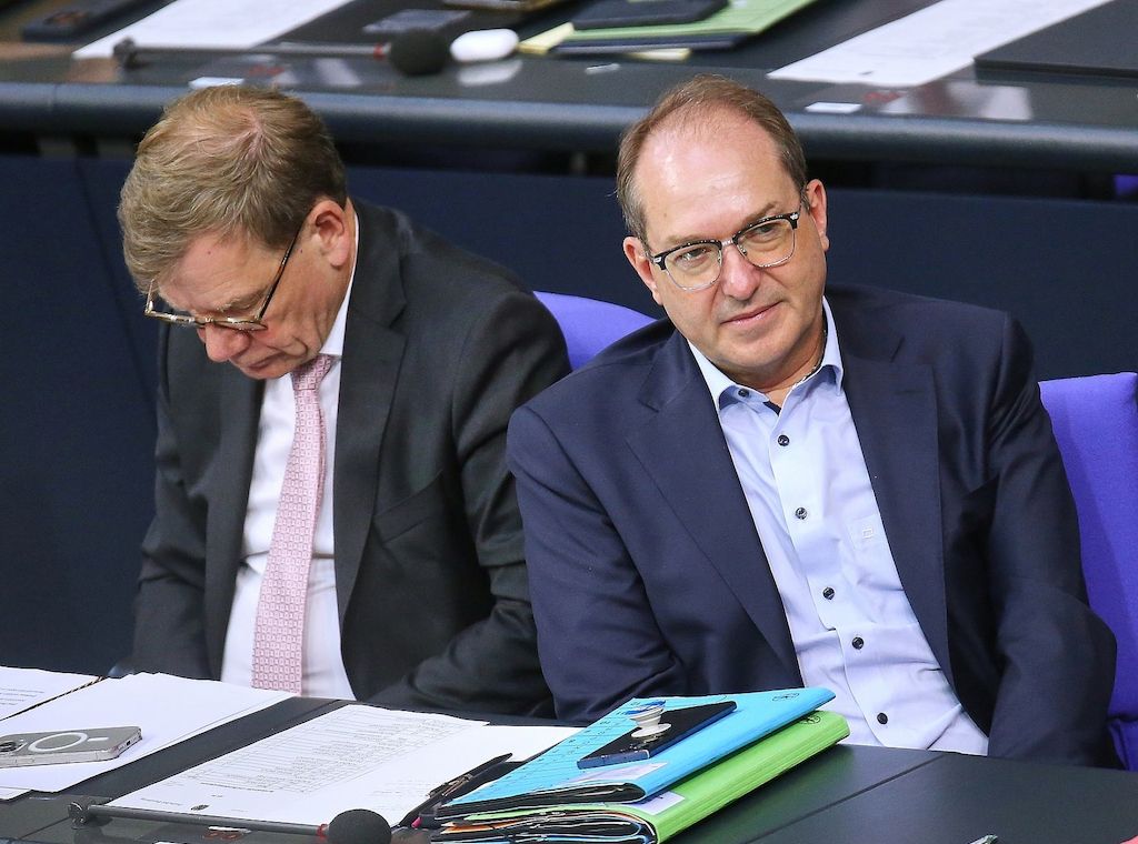 Linke kritisiert Kontakte der Bundesregierung zu Afghanistan