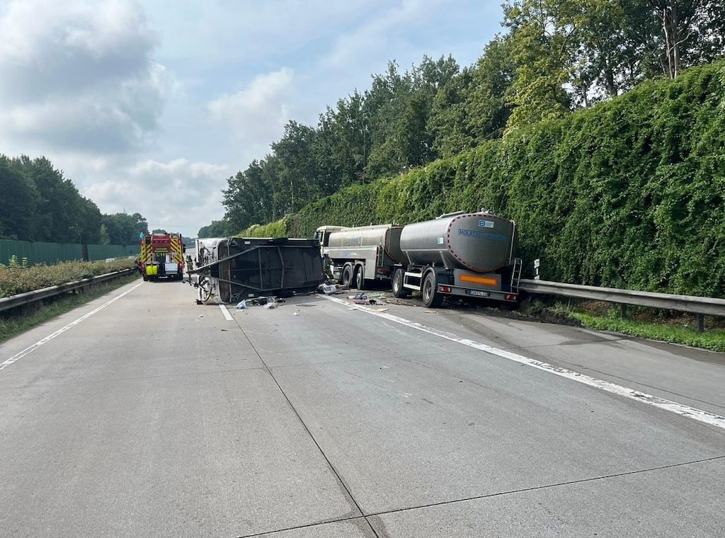 Unfall auf der A27 bei Bremerhaven: Eine Person verletzt