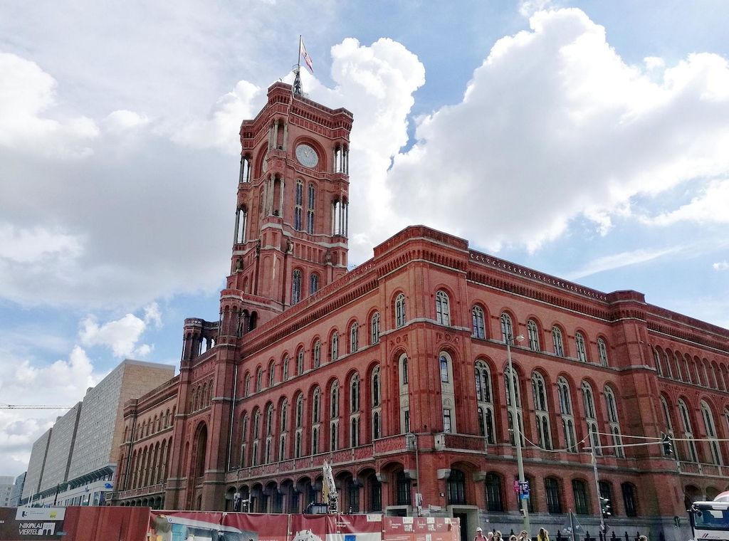 Berlin vergibt 82 Recherchestipendien für Bildende Kunst