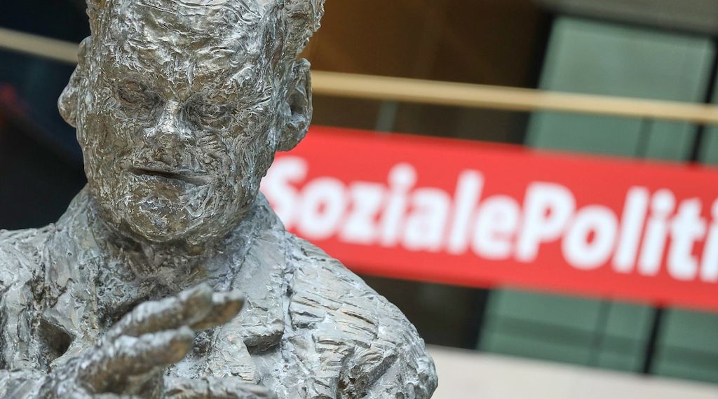 Brandt-Sohn blickt mit "Mitleid und Sorge" auf Kniefall des Vaters