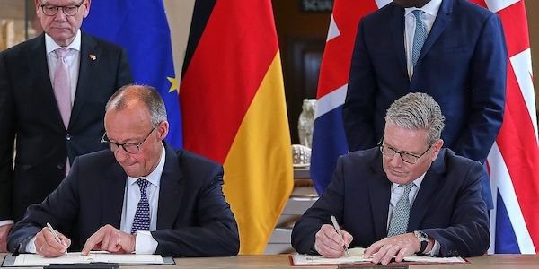 Deutsch-britischer "Freundschaftsvertrag" unterzeichnet