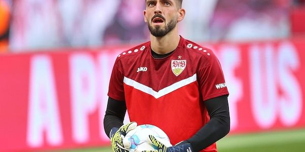 VfB Stuttgart verlängert mit Torhüter Fabian Bredlow