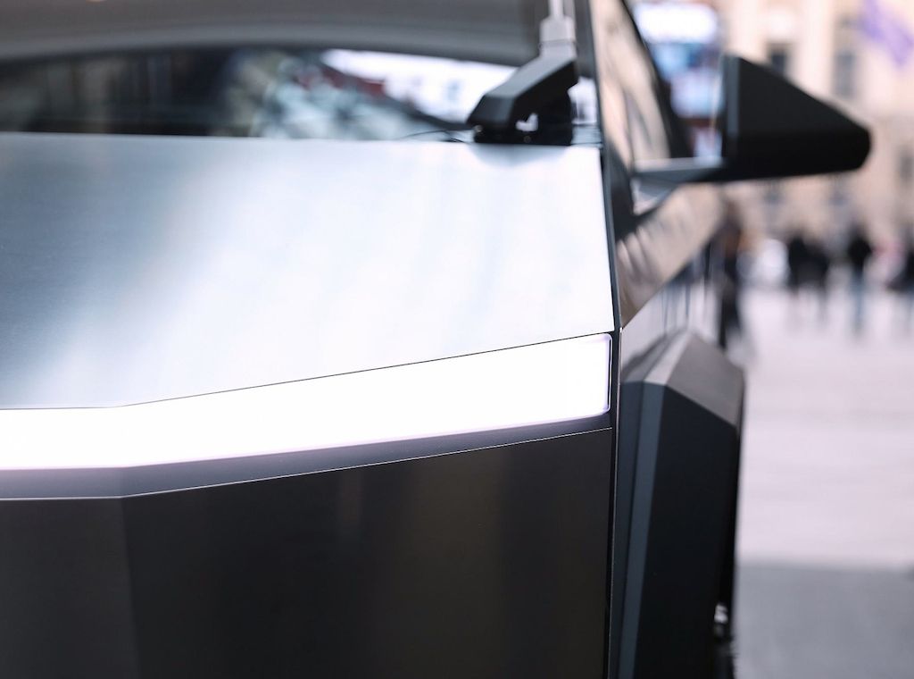 Ost-Wirtschaft sieht Tesla-Standort wegen Grenzkontrollen gefährdet