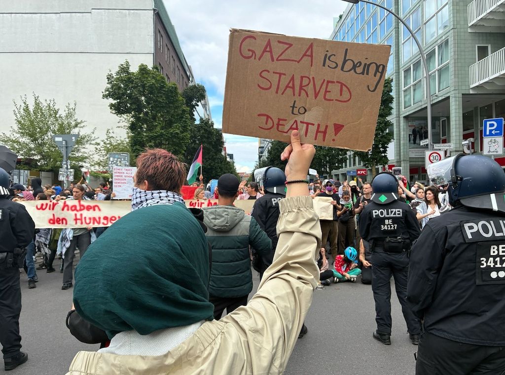 Berlin: Demonstranten fordern Ende des Hungers in Gaza
