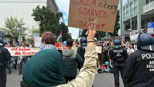 Berlin: Demonstranten fordern Ende des Hungers in Gaza