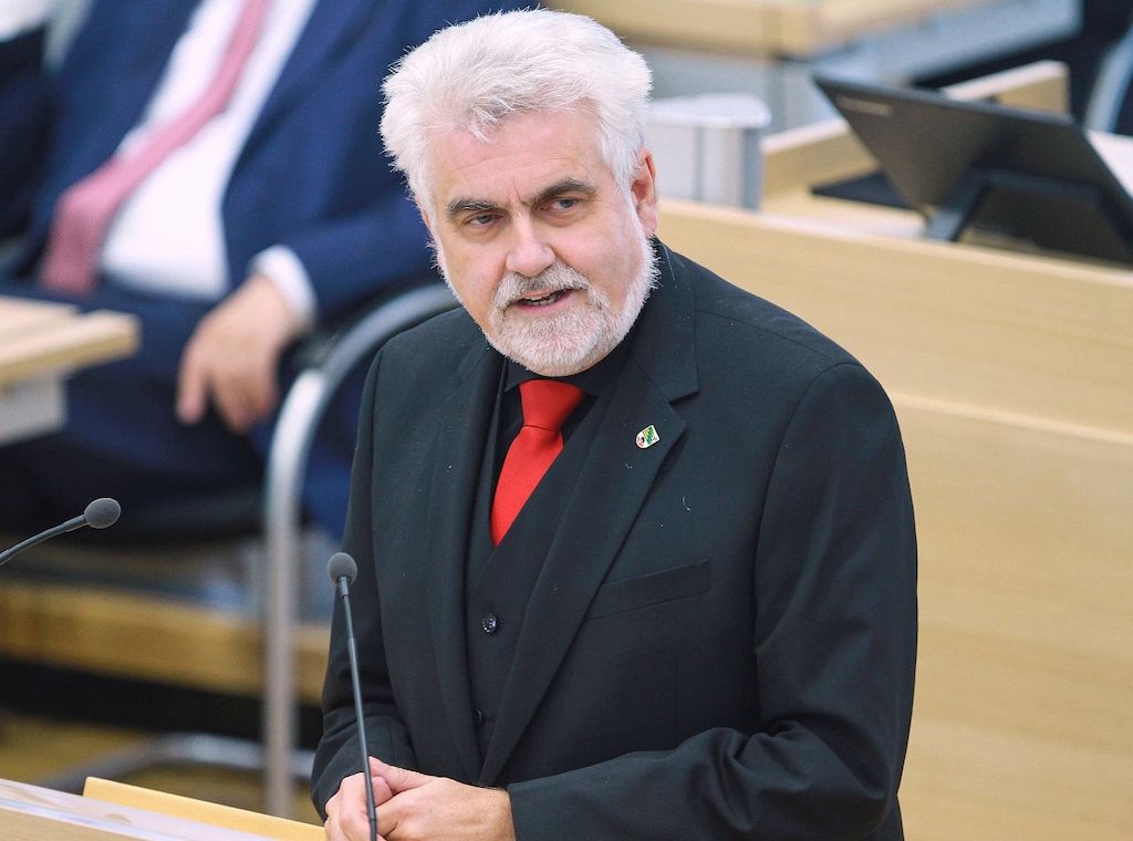 Sachsen-Anhalts Energieminister will mehr Freileitungen