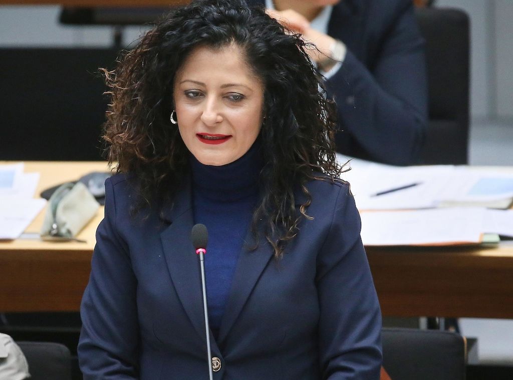 Sozialministerin stellt Studie zu Transfeindlichkeit vor