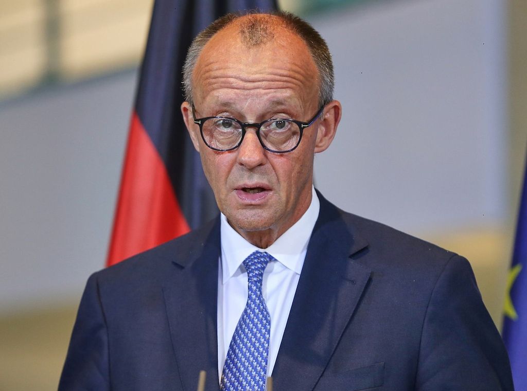 Grüne warnen Merz vor Rechtsbruch beim Klima