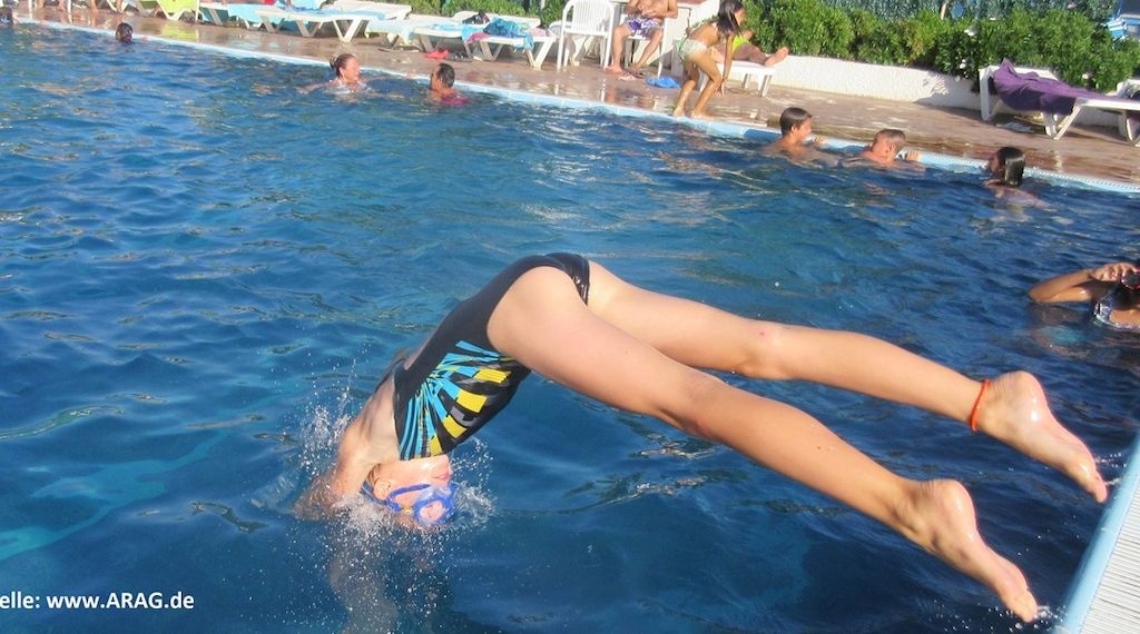 Experten: Freibad-Regeln im juristischen Check