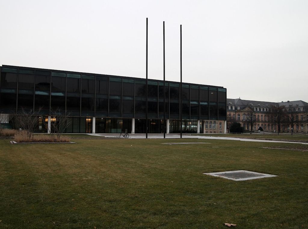 Hakenkreuz auf Stimmzettel im Landtag sorgt für Eklat
