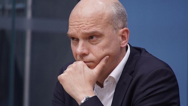 Drohung gegen Presse - Gesundheitsministerium räumt Fehler ein