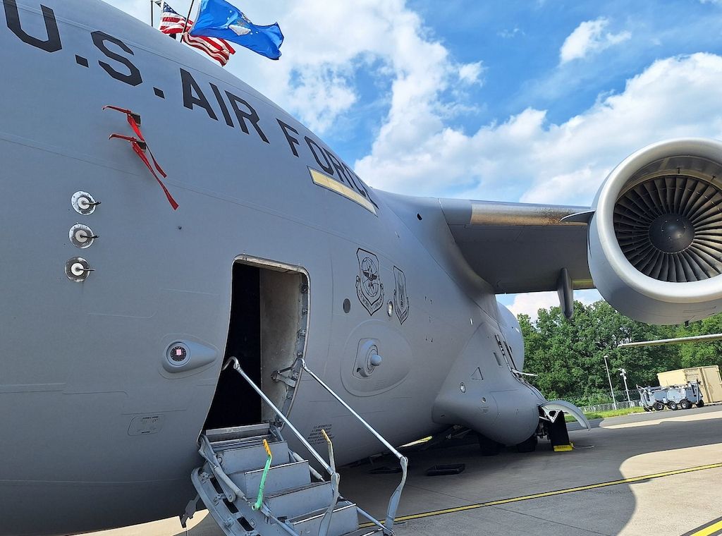 EVP erklärt Zollvereinbarung mit militärischer Schwäche Europas