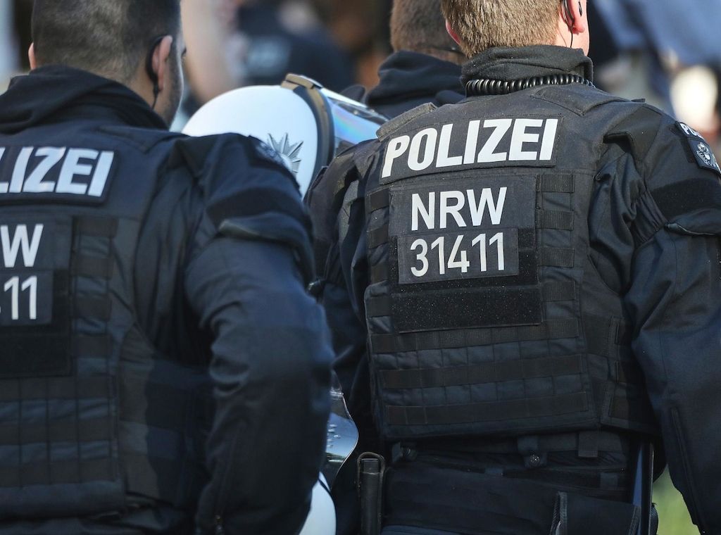 Kölner Polizei durchsucht Wohnungen wegen manipulierter Führerscheinprüfungen