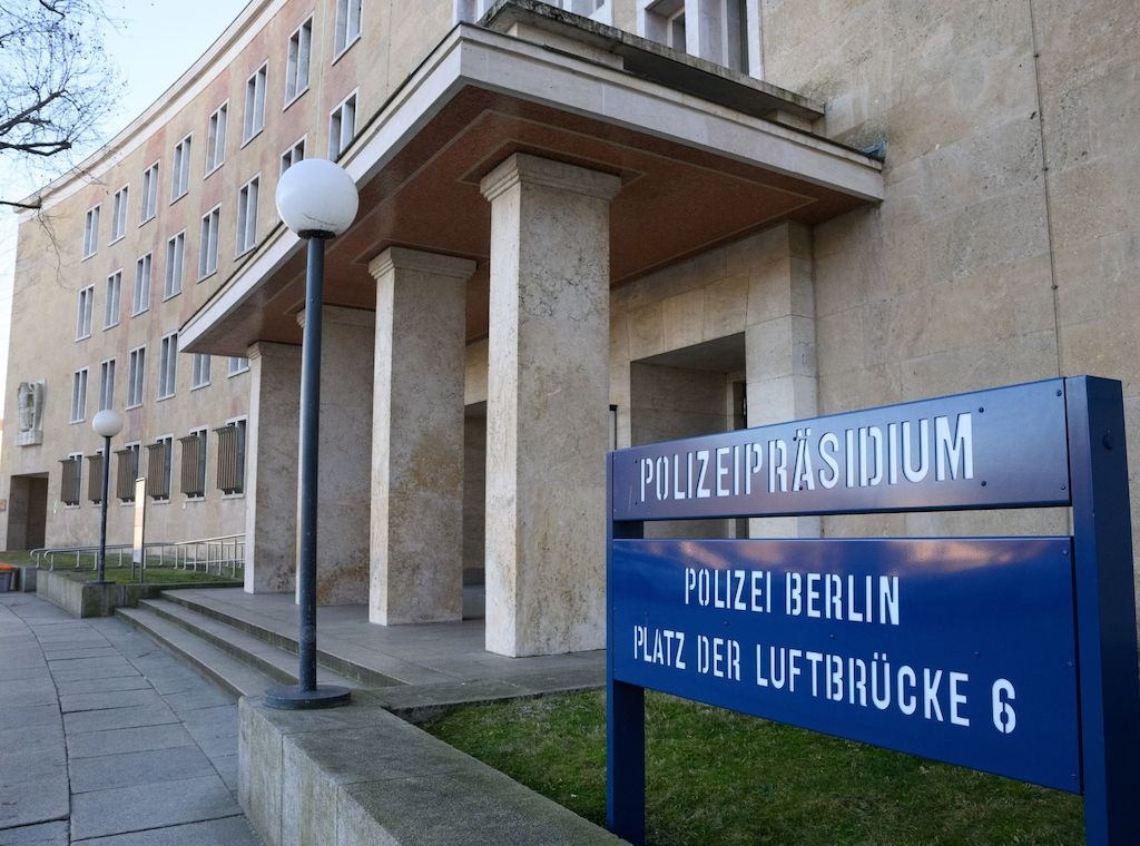 Durchsuchungen bei Berliner-Polizisten wegen Verdacht des Drogenhandels