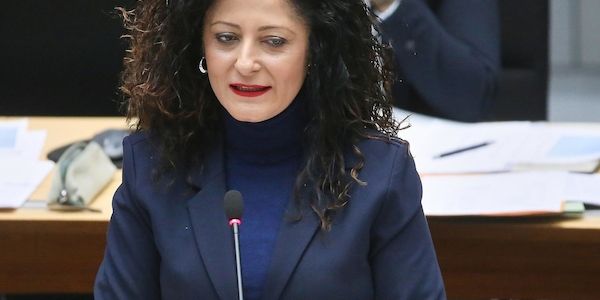 Sozialministerin stellt Studie zu Transfeindlichkeit  vor