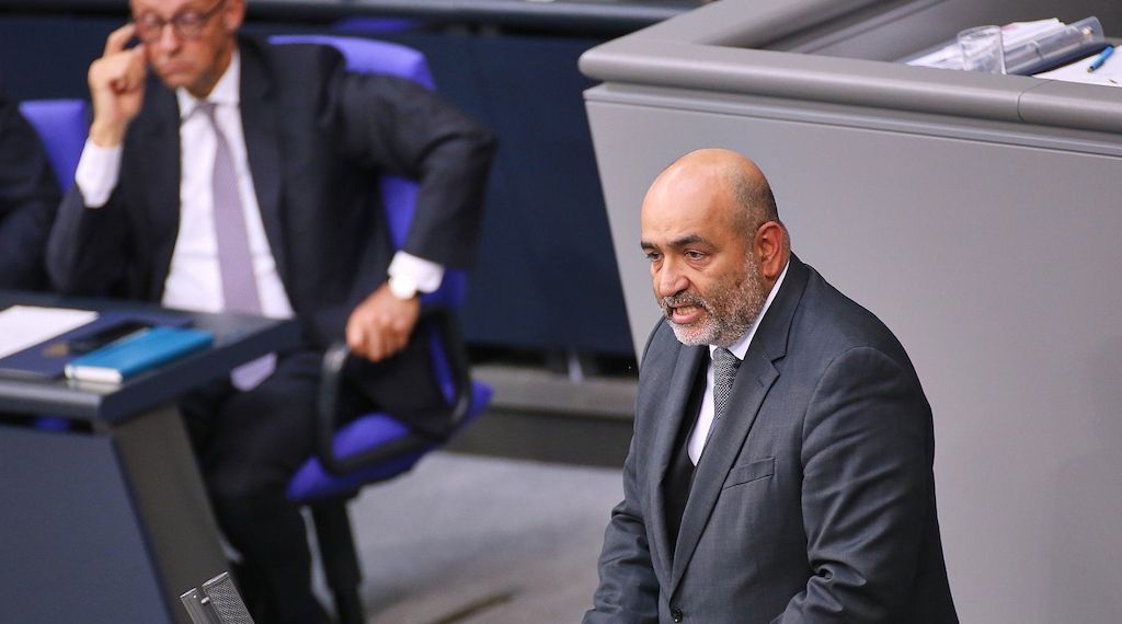 Nouripour drängt Koalition bei Richterwahl zu Tempo