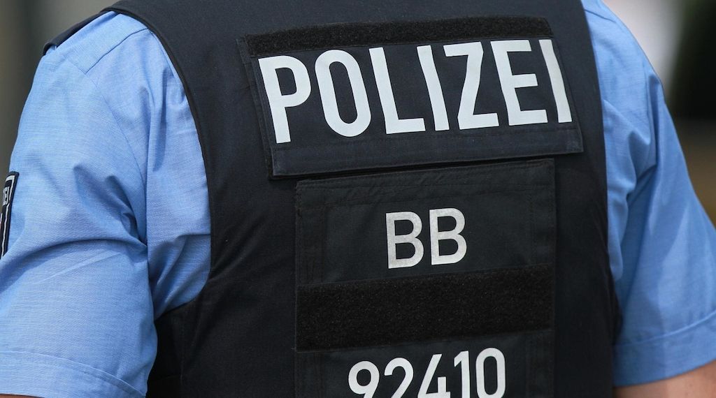 Polizei sucht Zeugen nach Unfallflucht in Kreuzberg