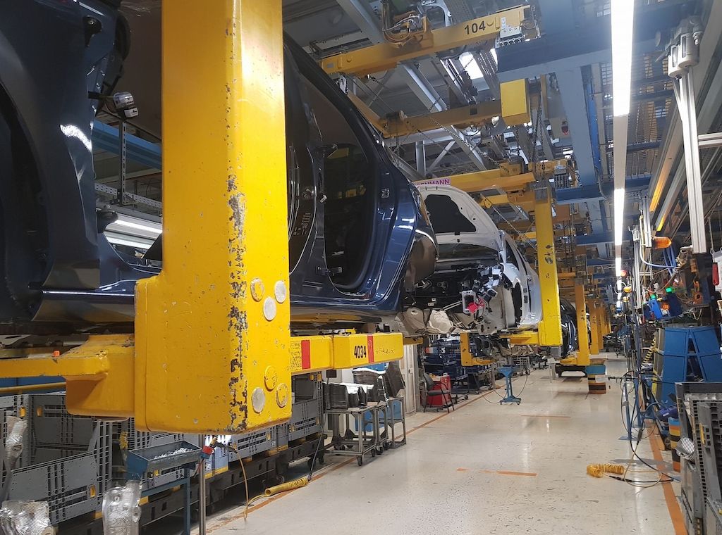 Stimmung in Autoindustrie hellt sich auf