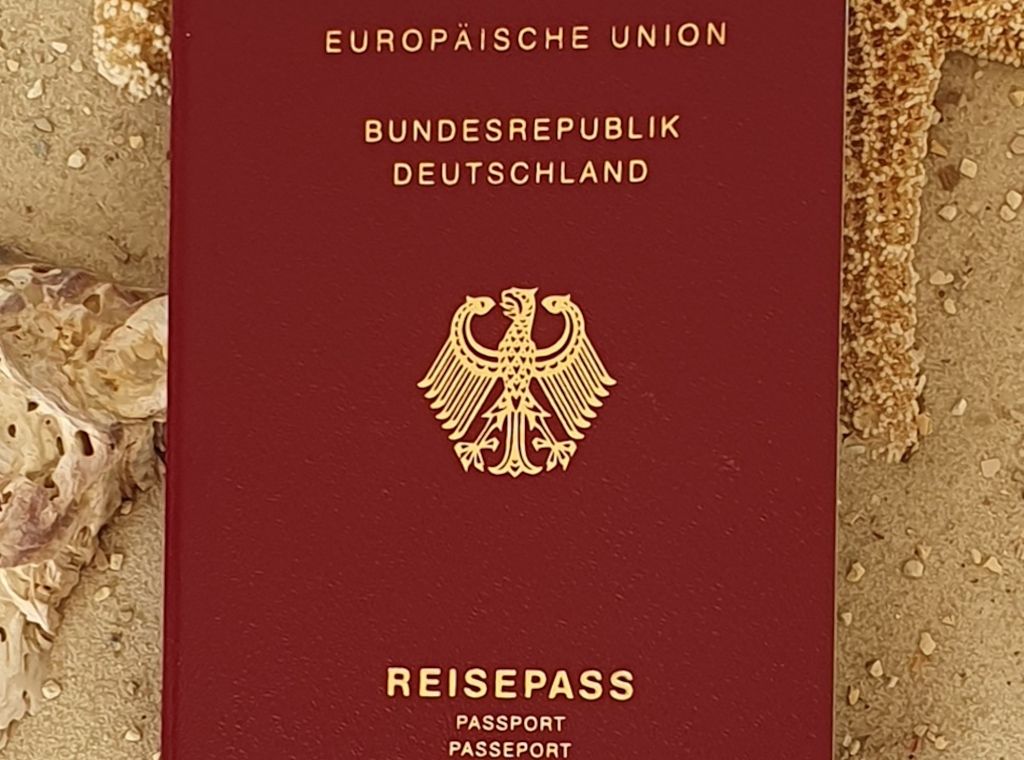 Grenzenlos reisen – aber bitte mit gültigen Papieren