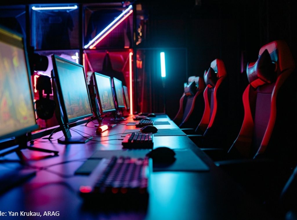 ARAG-Experten: Für viele Außenstehende ist Gaming ein Buch mit sieben Siegeln 