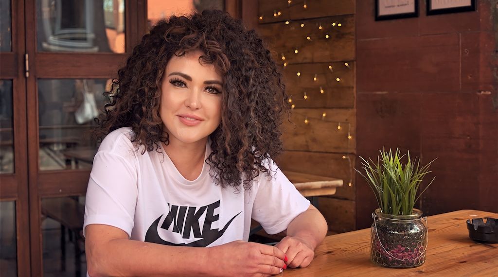 Ines Mokrani räumt auf mit alten Paradigmen und zeigt wie Unternehmen mit Vielfalt Spitzenleistungen erzielen können 