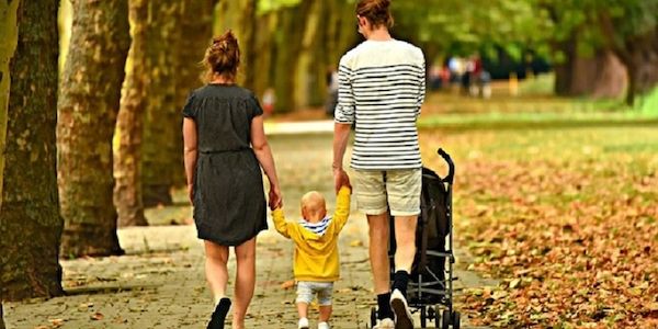 ARAG: Die finanzielle Auswirkungen des neuen Elterngelds