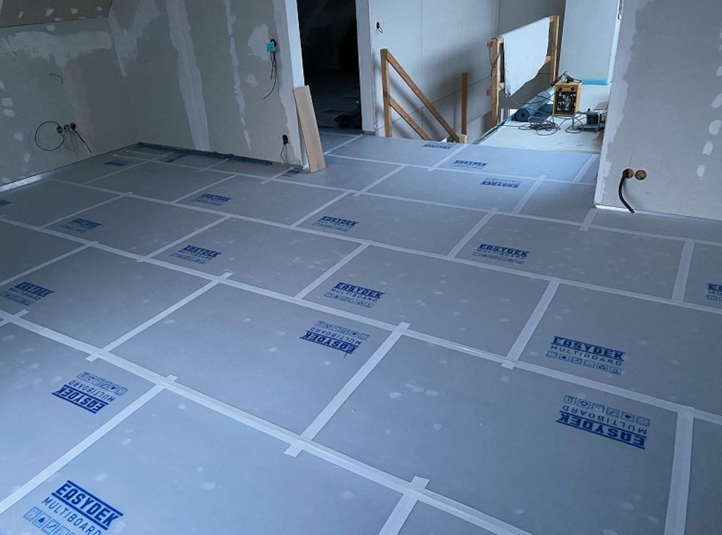Vielseitiger Schutz für Ihren Boden: Entdecken Sie unsere hochwertigen Multi Board Doppelstegplatten aus PP-Kunststoff