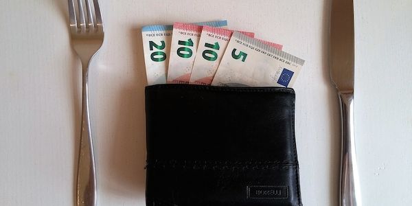 Trinkgeld zur Weihnachtszeit: Kleine Geste mit großer Wirkung
