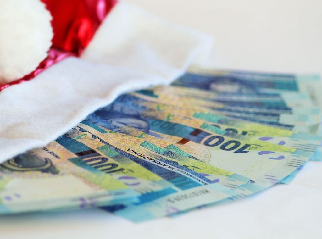 ARAG: Haben Arbeitnehmer einen Anspruch auf Weihnachtsgeld
