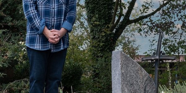 ARAG über Grabstätten: Der Blick hinter steinerne Kulissen