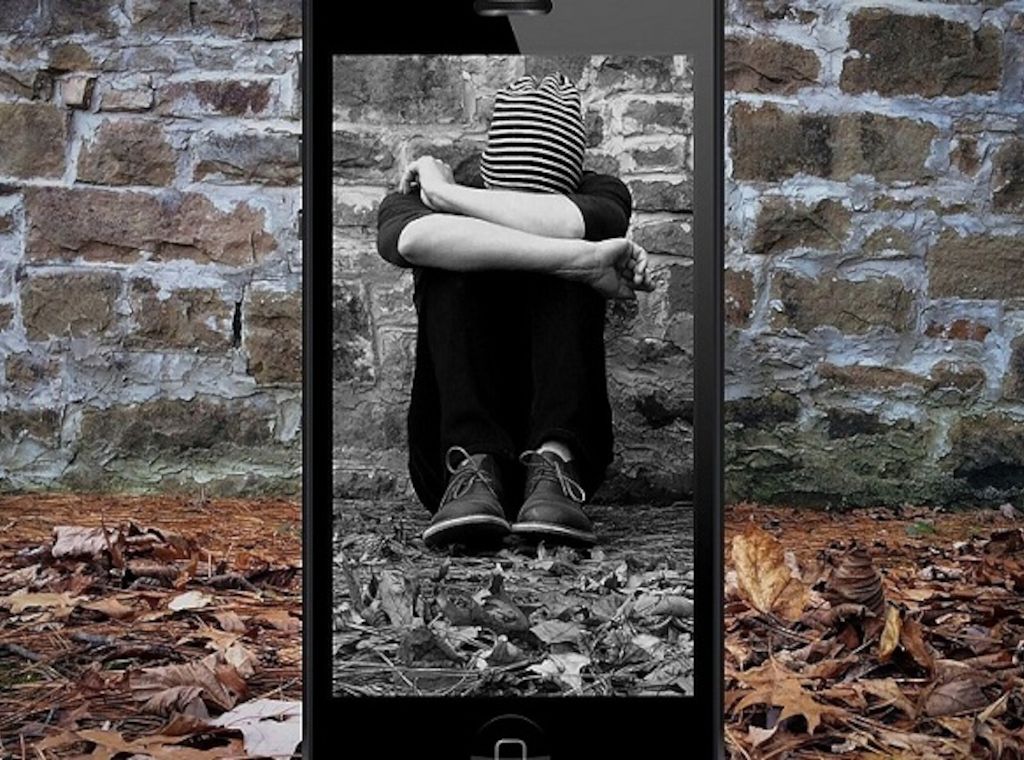 ARAG: Cybermobbing und was man dazu wissen sollte