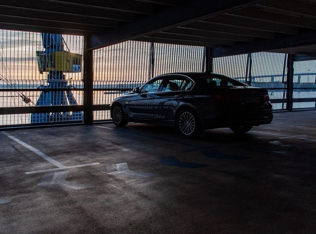 ARAG - Dürfen Männer auf Frauenparkplätzen parken?