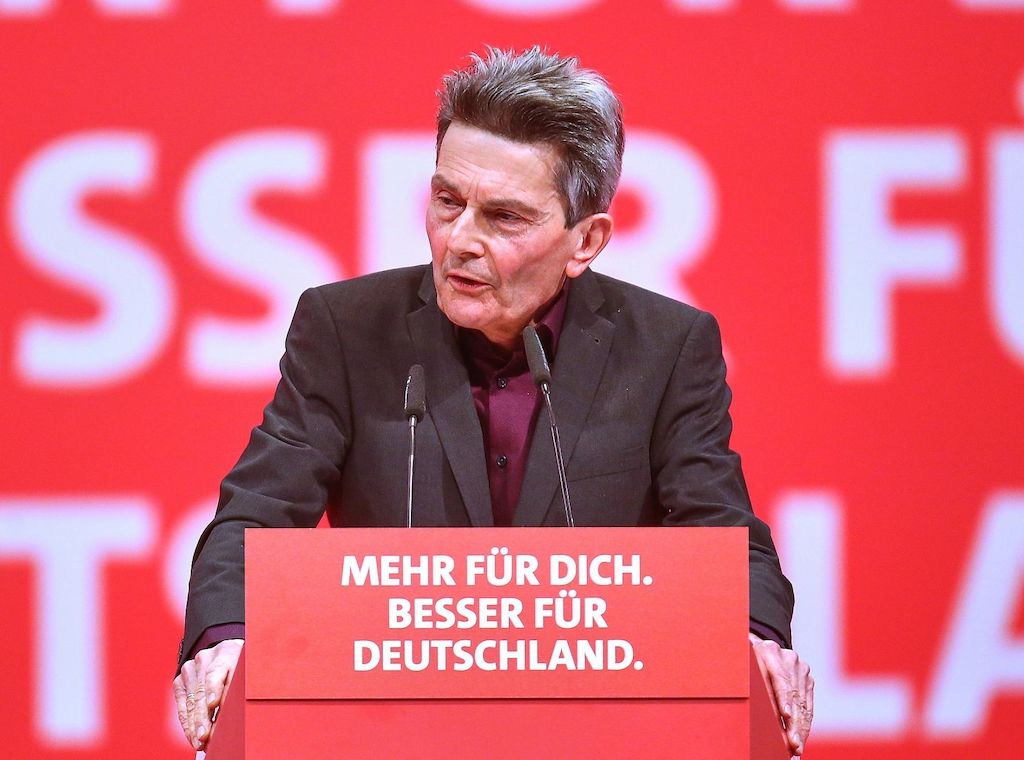 Mützenich fordert scharfe Reaktion auf Trumps Atomdrohungen
