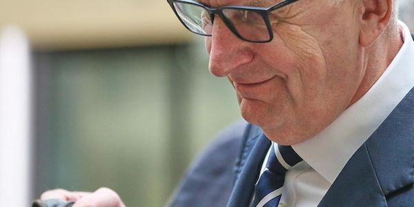 Woidke ernennt neuen Staatssekretär im Ministerium des Innern und für Kommunales