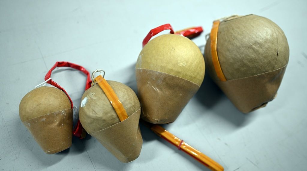Berlin: Kugelbomben und hunderte Kilogramm Pyrotechnik entdeckt
